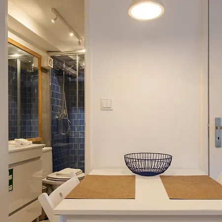 Contemporary In Chiado 3 *